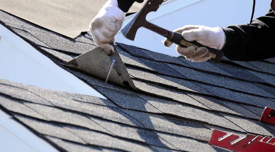 Professional gutter cleaning in Radcliffe, IA